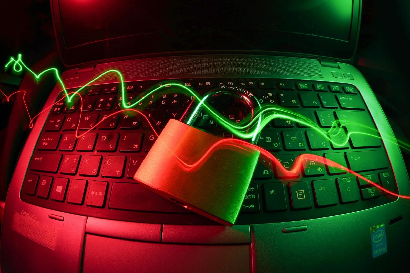 Hat mein PC einen Virus? Symptome erkennen und richtig reagieren (2026)