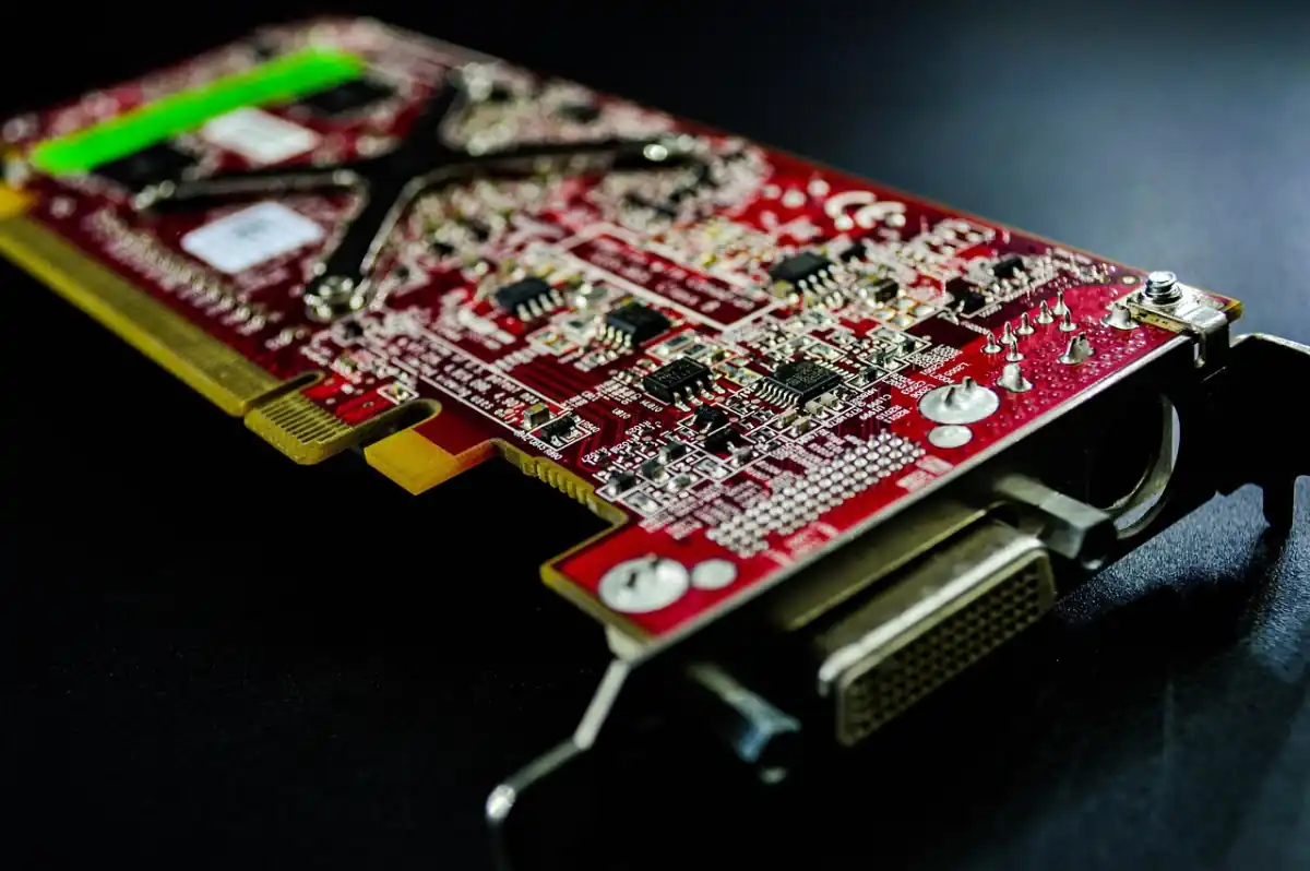 PC-Service Hamburg: Vor-Ort-Reparatur, Wartung und Hardware-Support für KMU